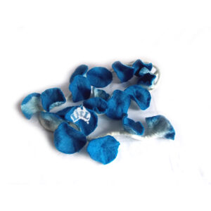 blue felt flower garland 176 cm